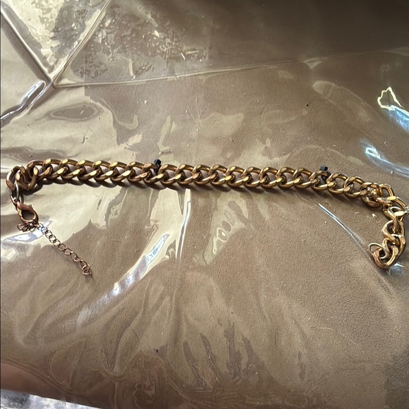 Women’s Chunky Gold Chain Necklace - Picture 4 of 4